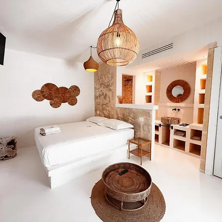 Bed and breakfast Playa Paraiso 4*