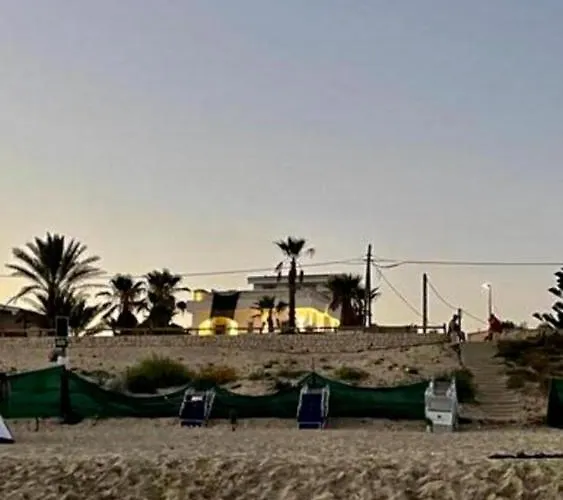 住宿加早餐酒店 Playa Paraiso 利扎诺码头